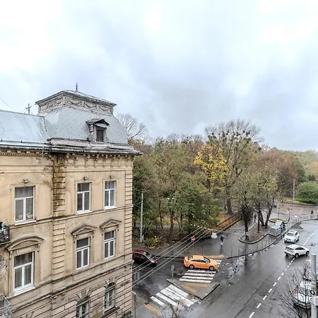 Apartamento Inshiapartments On Slovatskoho Str Leópolis