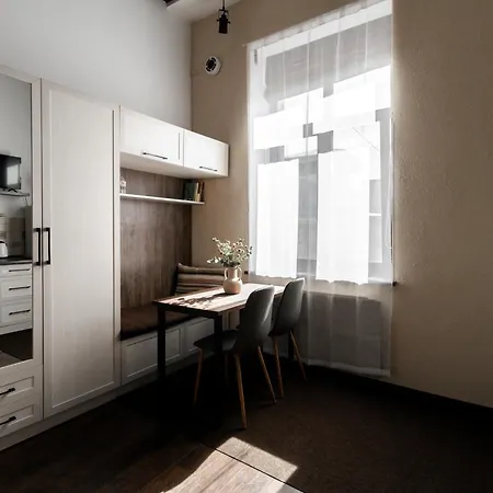 Inshiapartments On Slovatskoho Str Leópolis