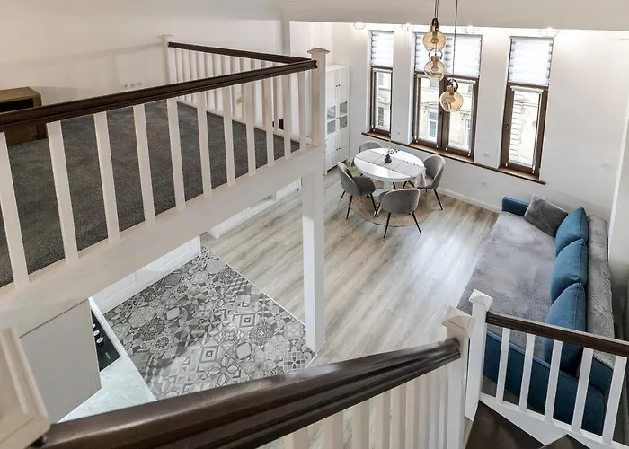 Апартаменты Inshiapartments On Slovatskoho Str