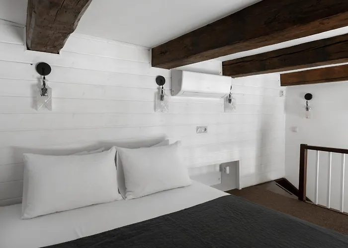 Inshiapartments On Slovatskoho Str *